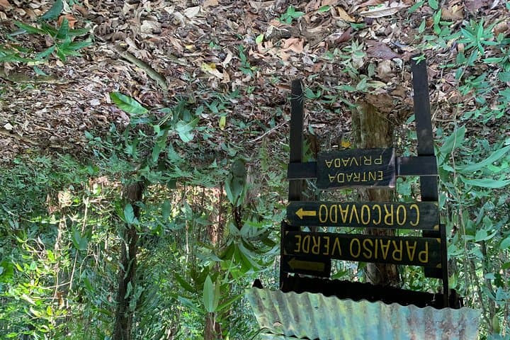 entrence to paraisoverde corcovado
