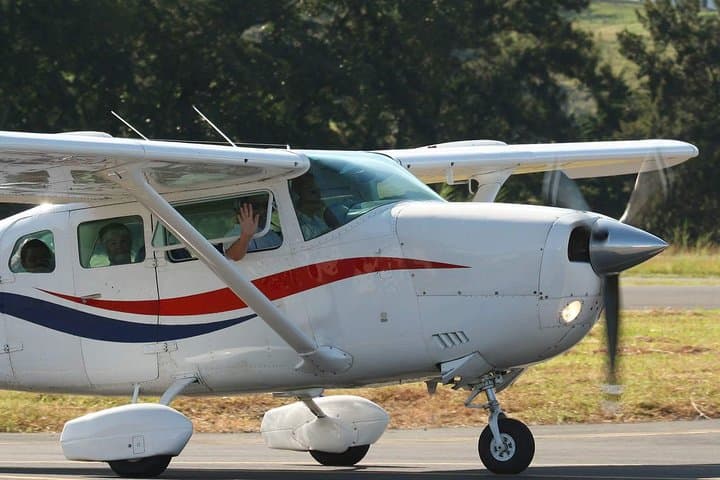 Great Flight Over Poas & Irazu Volcanoes. 1 hour flight. Private Tour