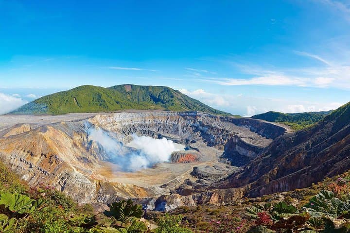 Poas Volcano National Park. Private Half Day Tour