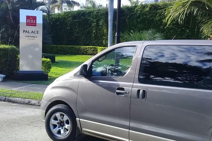 riu guanacaste airport transfer