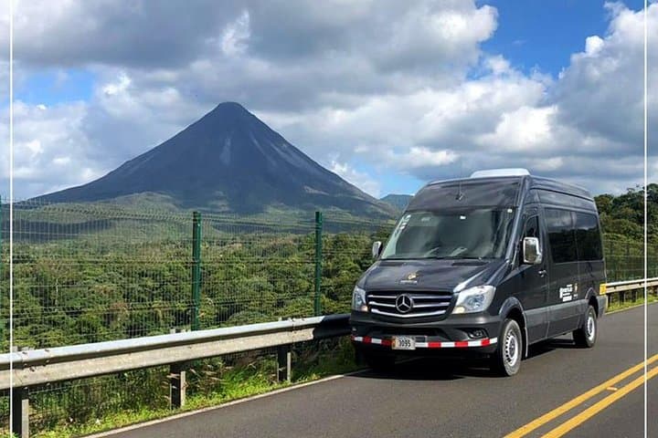 Private Transport from La Fortuna de Arenal to San Jose