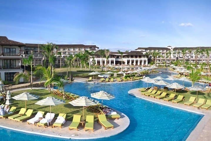 Shuttle From Liberia Airport To JW Marriott Guanacaste