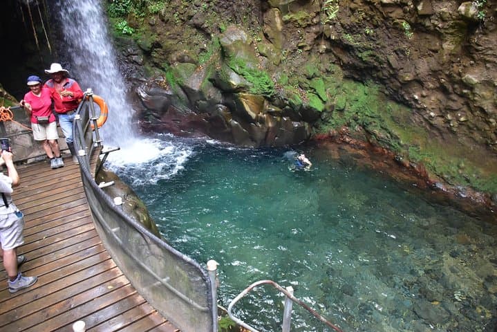 Oropendula Waterfall