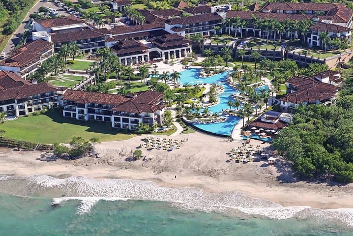 Private Round Trip Transfer: From Liberia Airport To JW Marriott Guanacaste