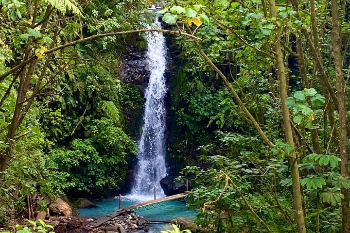 From San José: Hidden Waterfalls & Cavern Local Experience