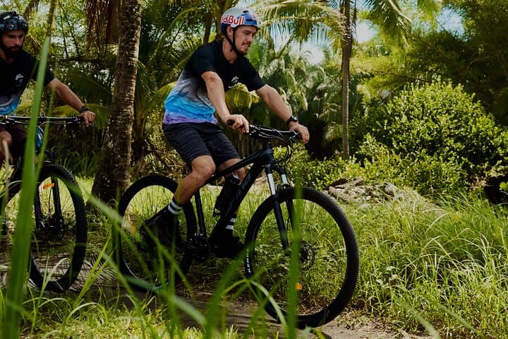 Small-Group Guided Bike Tour in Jacó