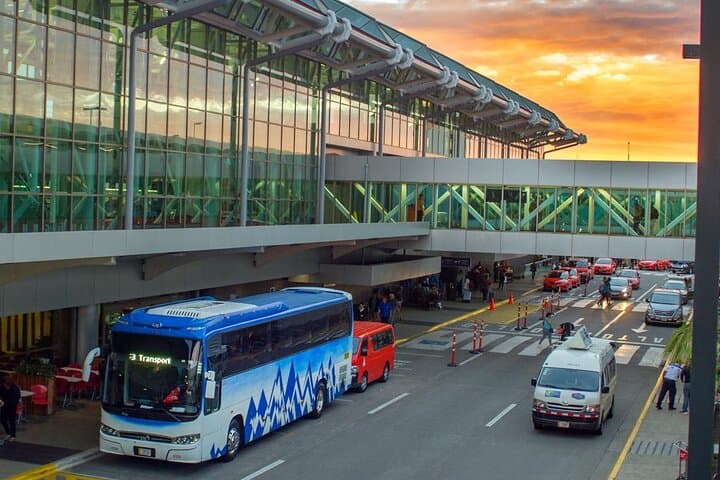 San Jose Int. Airport, Private Shuttle One Way or Round Trip