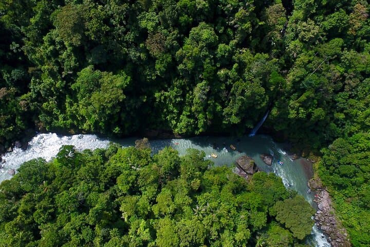 2-Day Tour of the Pacuare River in Costa Rica.