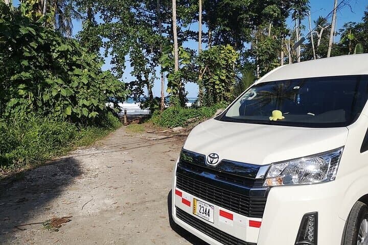 Private Transfer: Puerto Viejo to La Fortuna