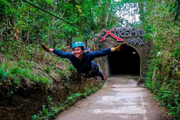 Shared Canopy Extremo Zipline Activity in Guanacaste Province