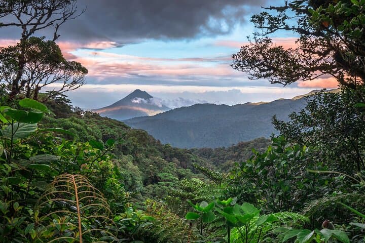 Shuttle Service From San Jose Airport To Monteverde Costa Rica