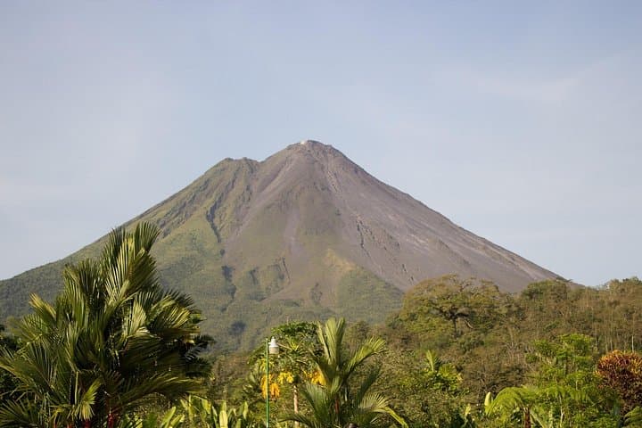 Direct Transfer From San Jose to Limon, English Speaking Driver