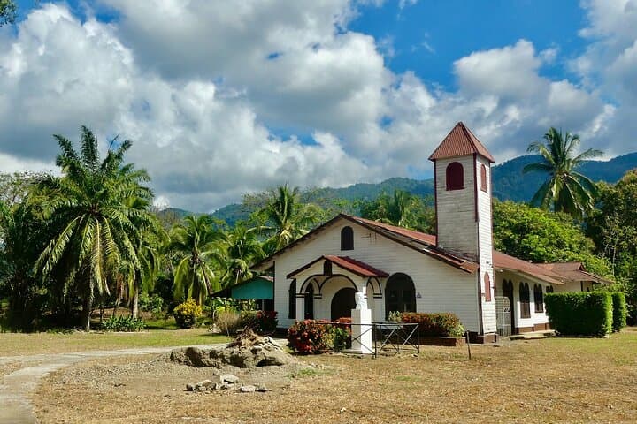 Direct transfer from Monteverde to San Jose, English Speaking Driver