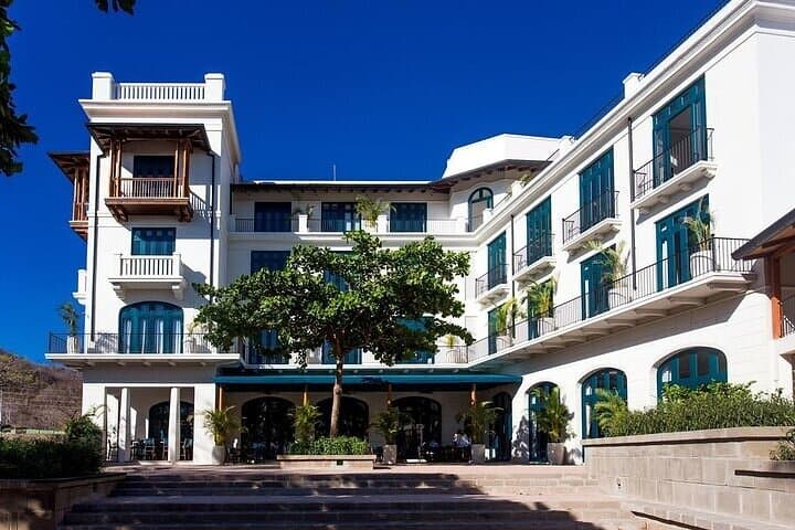Private Transportation from and to the Airport to Hotel Santarena