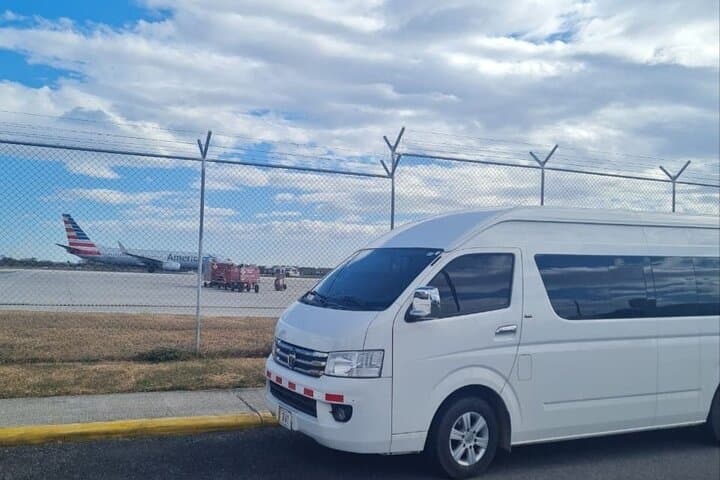 Private Transportation From Liberia Airport to Best Western Tamarindo