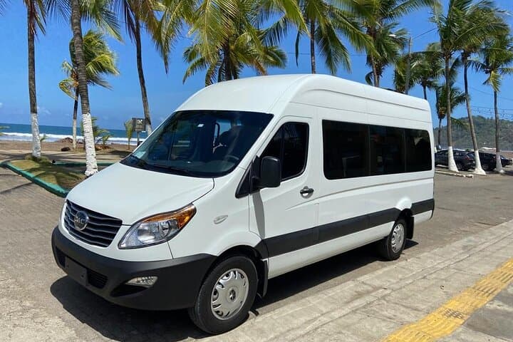 Minivan