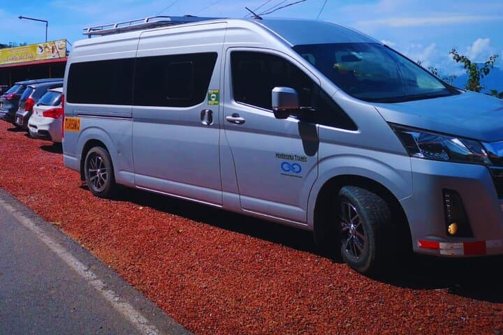 Private Transfer from Liberia Airport to Santa Teresa or Montezuma