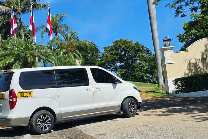 Private Transportation Liberia Airport To Nuevo Arenal