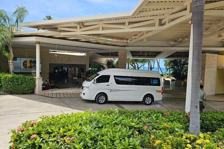 Transportation from JW Marriott Costa Elena Resort /Planet Hollywood