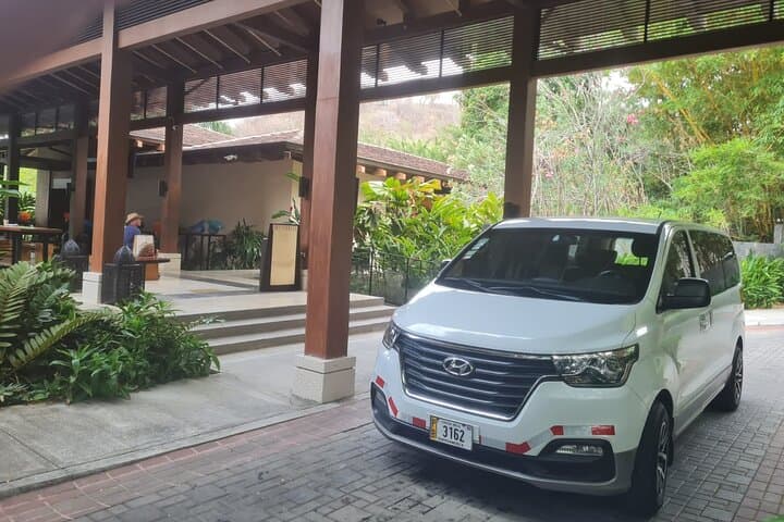 Private Transfer from Tamarindo to JW Marriott Costa Elena Resort