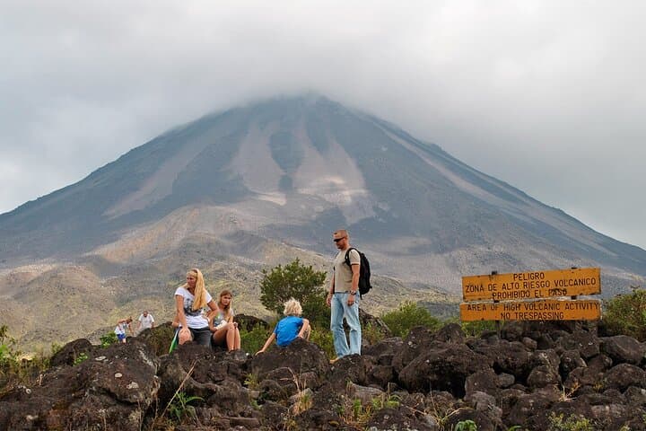 Private Full Day Tour to Arenal Volcano