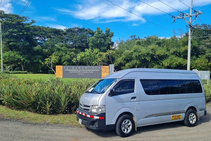 Private Transportation from San José Airport to Playa Conchal
