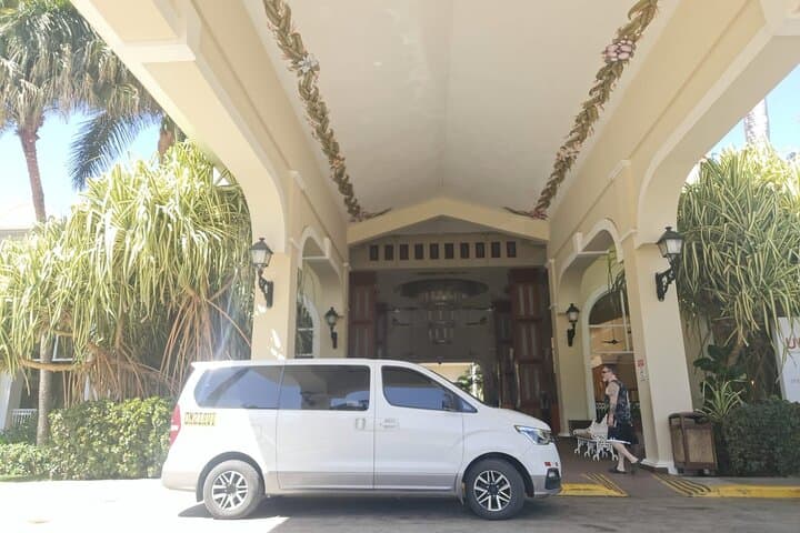 Private Transportation between Arenal Volcano and Andaz Papagayo