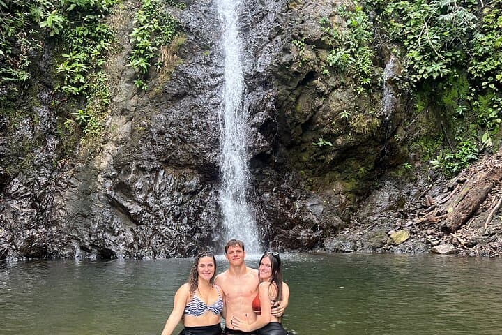 Hiking Waterfalls Experience in Jaco