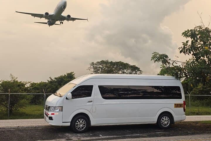 Private Transfer Liberia Airport to Nuevo Arenal