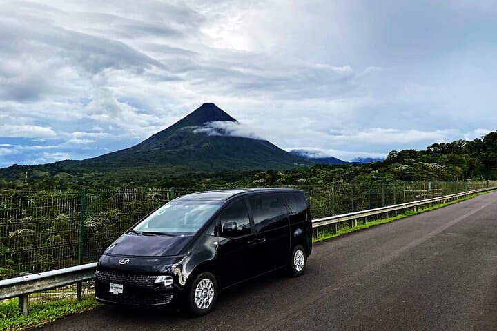 Private Transport San Jose to Arenal - Premium Service VIP