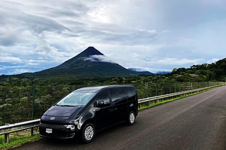 La Fortuna: Hot Springs transportation from hotels
