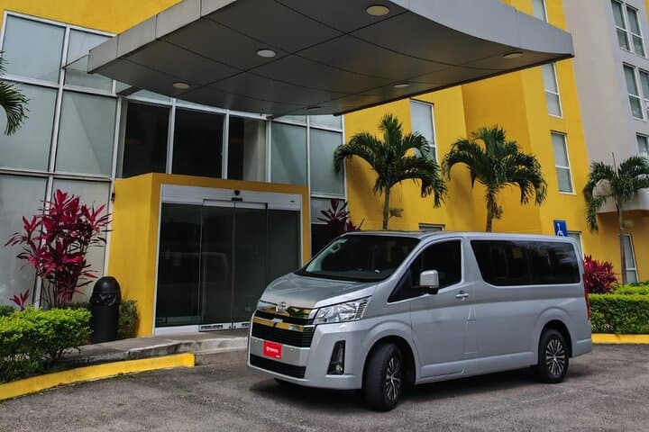 Private San José Airport Transfer to San José Hotels