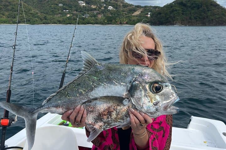 First time fishing in Costa Rica and we got two African pámpano!
Amazing