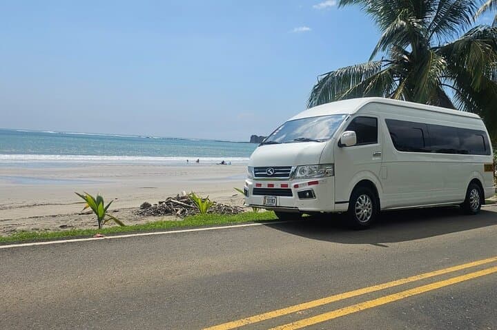 Private Transportation From Playas Del Coco to Playa Grande