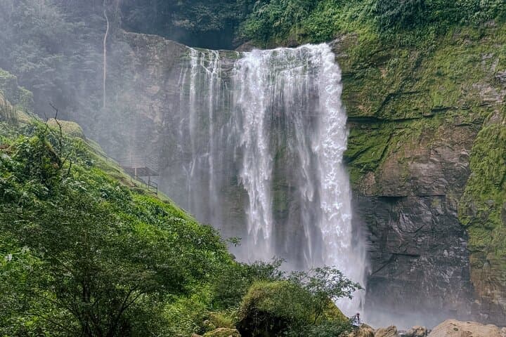 Eco Chotanles waterfalls from Uvita