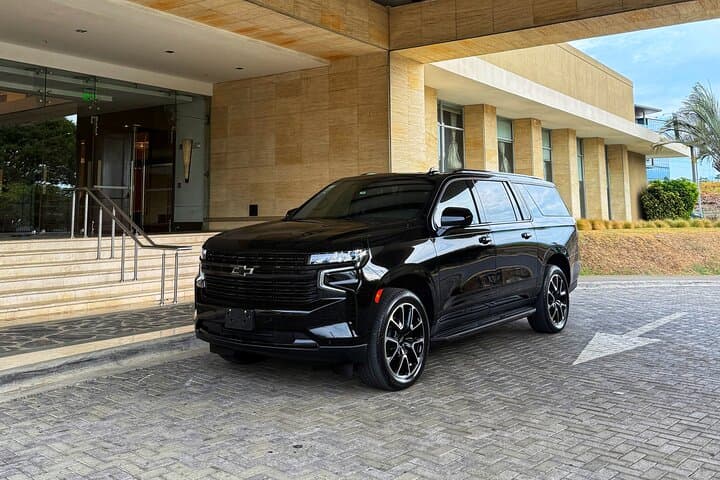 10-Hour Private Driver in Costa Rica (Luxury Package)