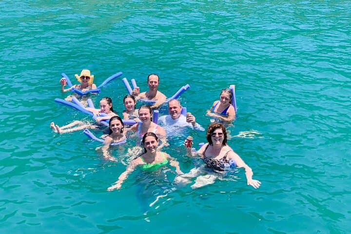 Sealounge Catamaran Private Snorkel Tour to Playa Fantasia