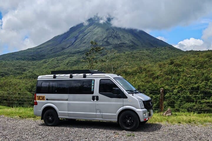 Transfer from La Fortuna to Puerto Viejo de Limón or vice versa
