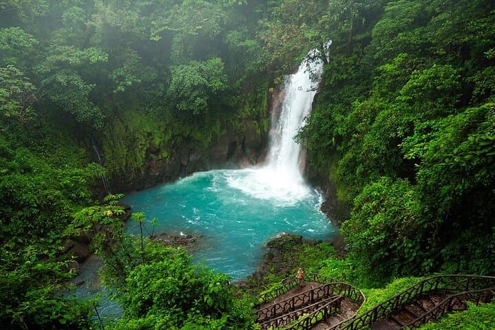 Sloth Encounter and Rio Celeste Rainforest Adventure