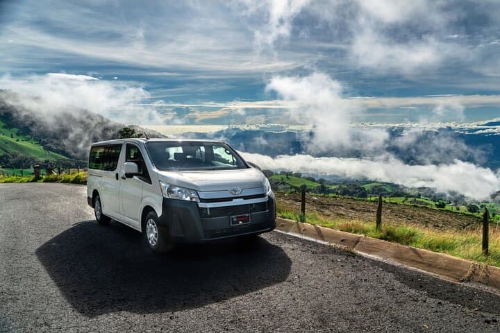 Private Transport Arenal to Manuel Antonio - Premium Service VIP
