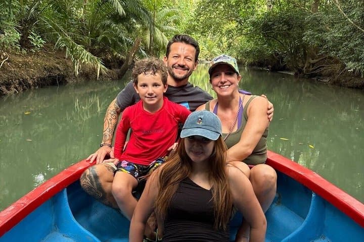 Manuel Antonio Quepos Mangrove Boat Tour with Snack