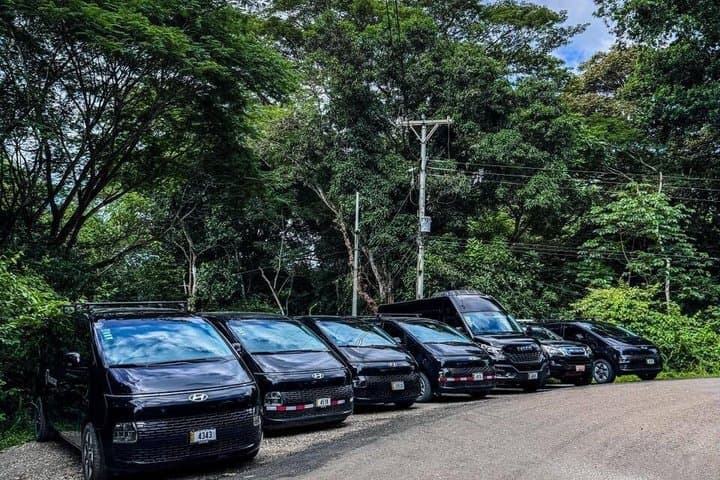 Black Car Transportation Service Liberia Airport to/from Nosara