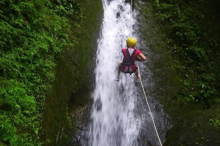 Canyoning in Lands i nlove