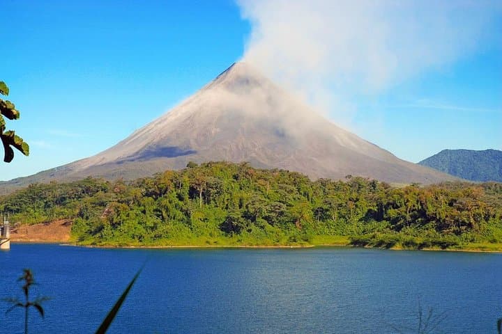 10 Days Costa Rica Highlights from San Jose