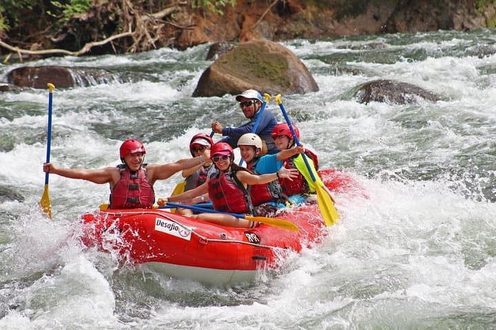 Welcome to the Mambo Combo Rappel & Raft! — the top adventure tour for anyone seeking thrills in the environs of the mighty Arenal Volcano!