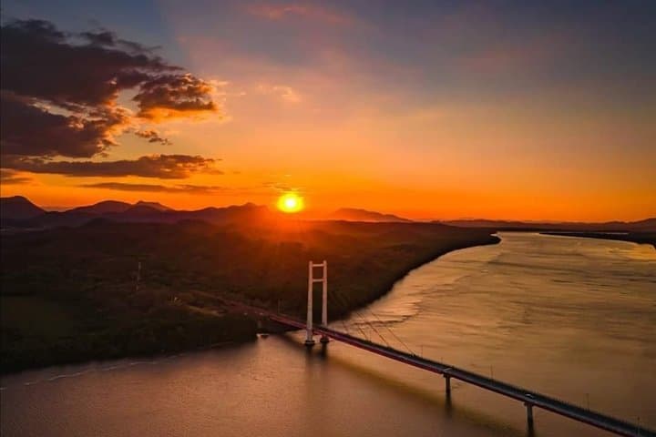La Amistad Bridge