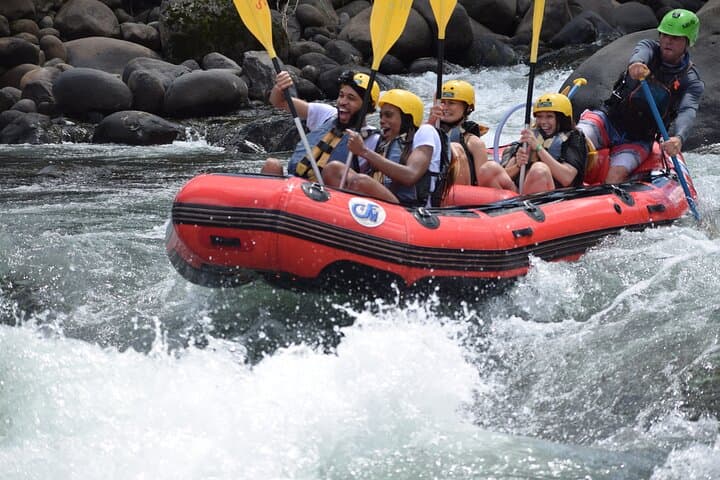 Pacuare River White Water Rafting Adventure Tour, Costa Rica