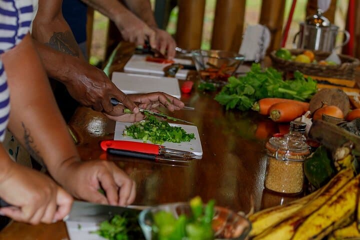 Cooking Class in Manuel Antonio with Medicinal Plants Garden Visit