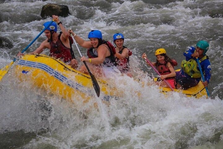 Class 3/4 river in Sarapiqui!