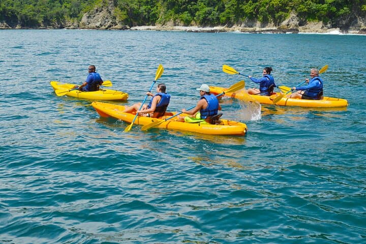 Venture to kayak along the coast of Quepos, starting in Naomi Park, to Biezans Beach, where we will enjoy snorkeling in a volcanic rock full of local marine life.